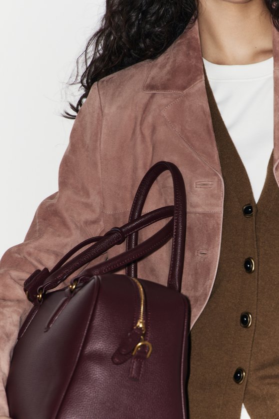 Bag with a keychain charm — image 2