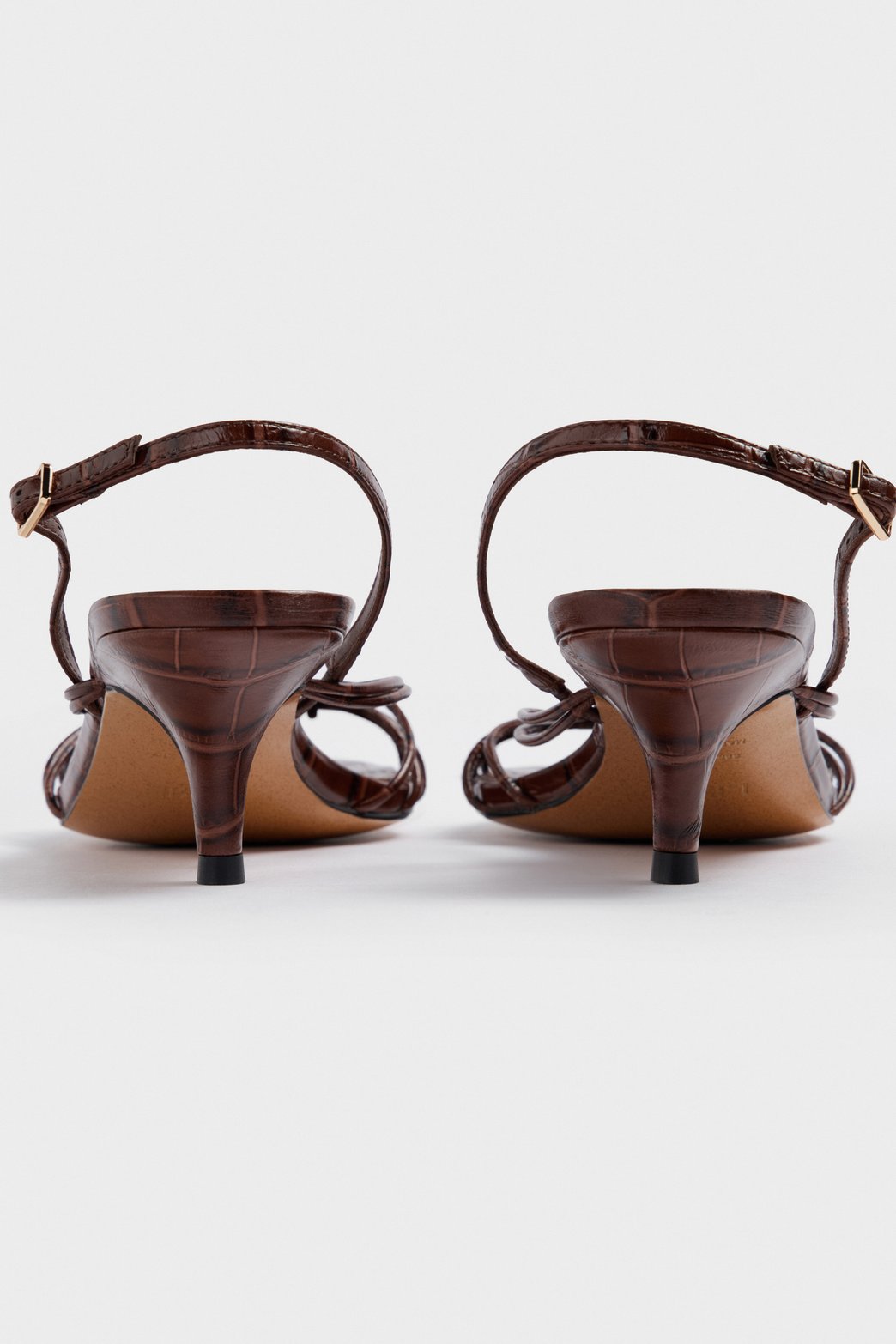 Leather sandals with crocodile embossing — image 1