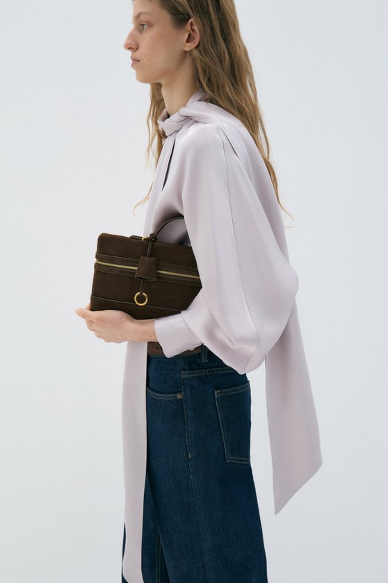 Sheep suede clutch — image 2