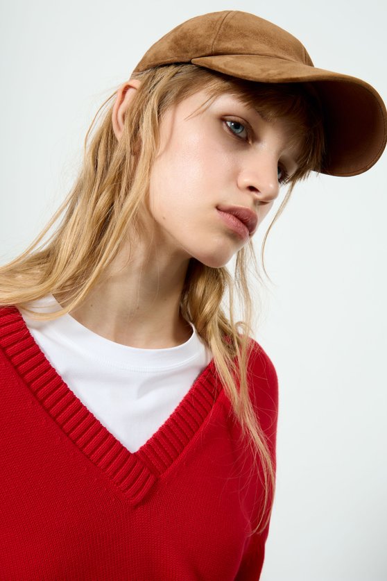 Suede baseball cap — image 1
