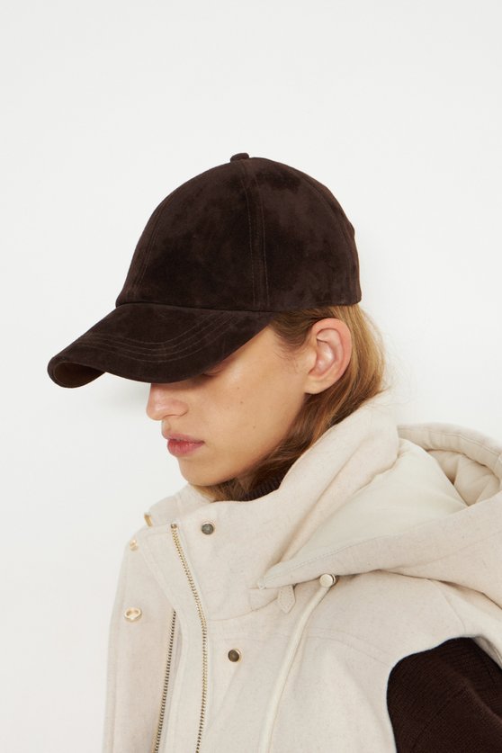 Suede baseball cap — image 1