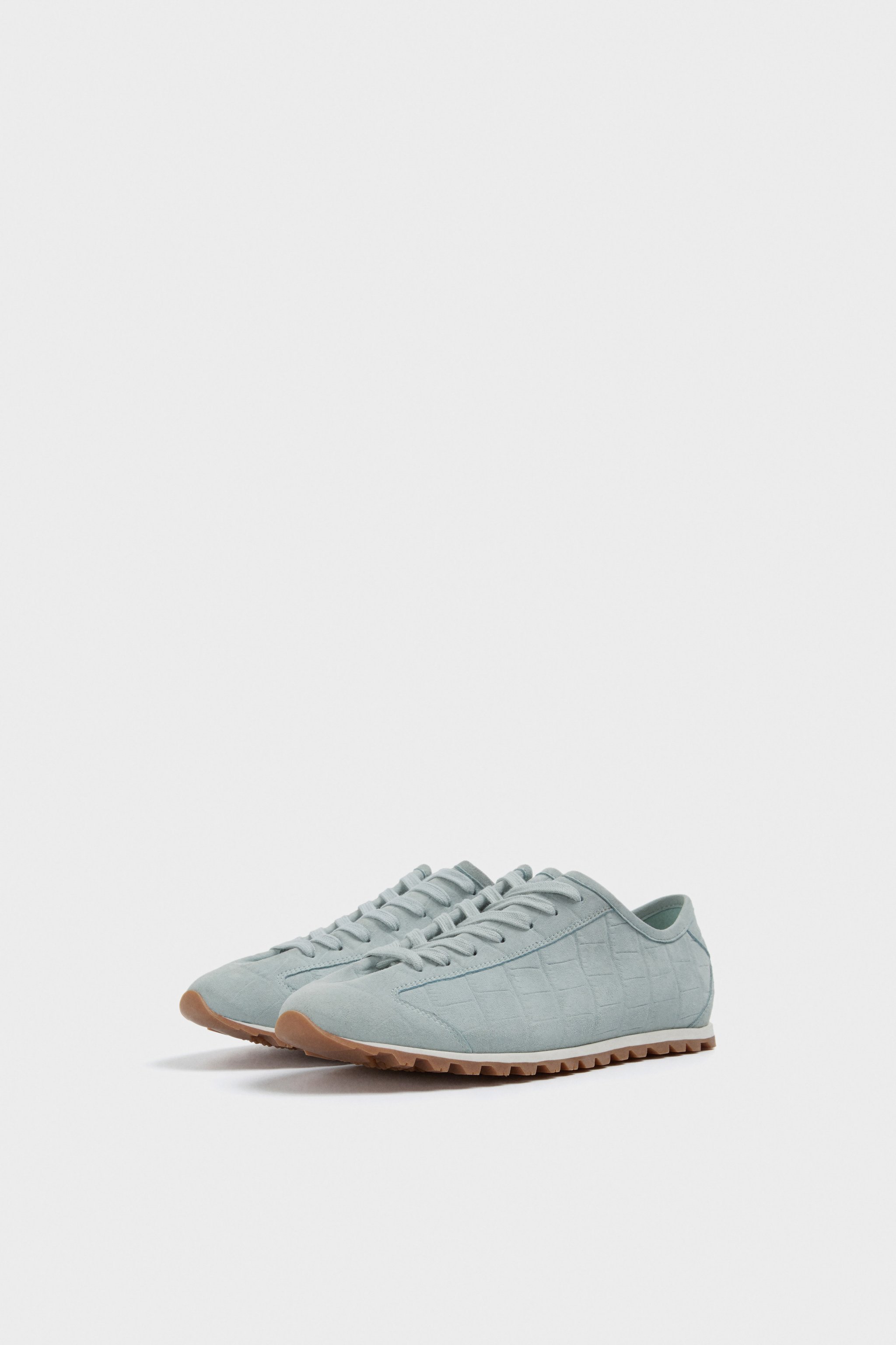Suede sneakers with crocodile leather embossing — image 2