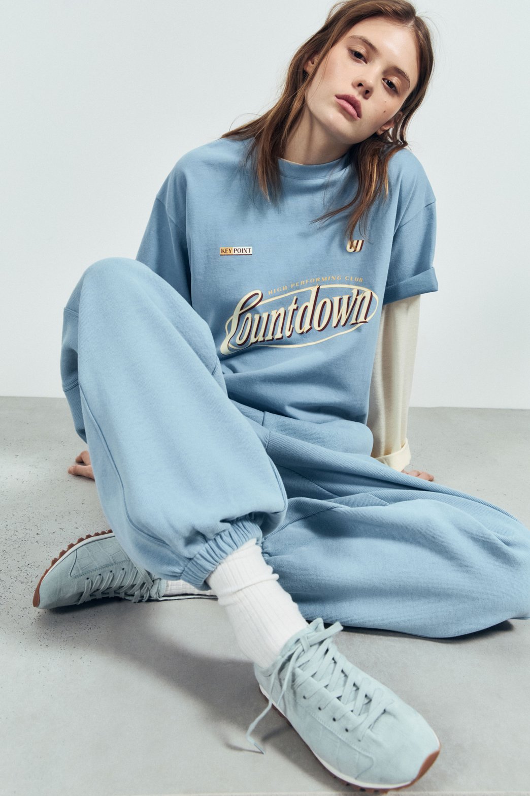 Suede sneakers with crocodile leather embossing — image 4